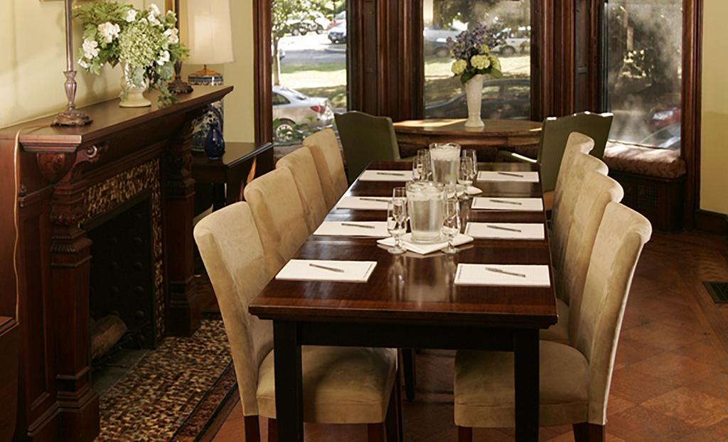 Morgan State House Inn Albany Esterno foto